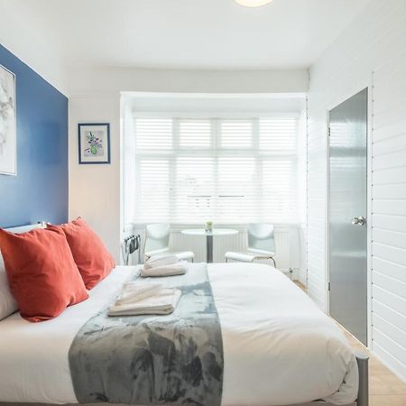 Private Room 4 With Kitchenette By Cb Stays No Minimum Stays CBG Extérieur photo
